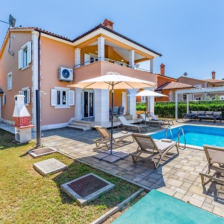 Villas Lotus With Pool And Jacuzzi Пула Екстер'єр фото