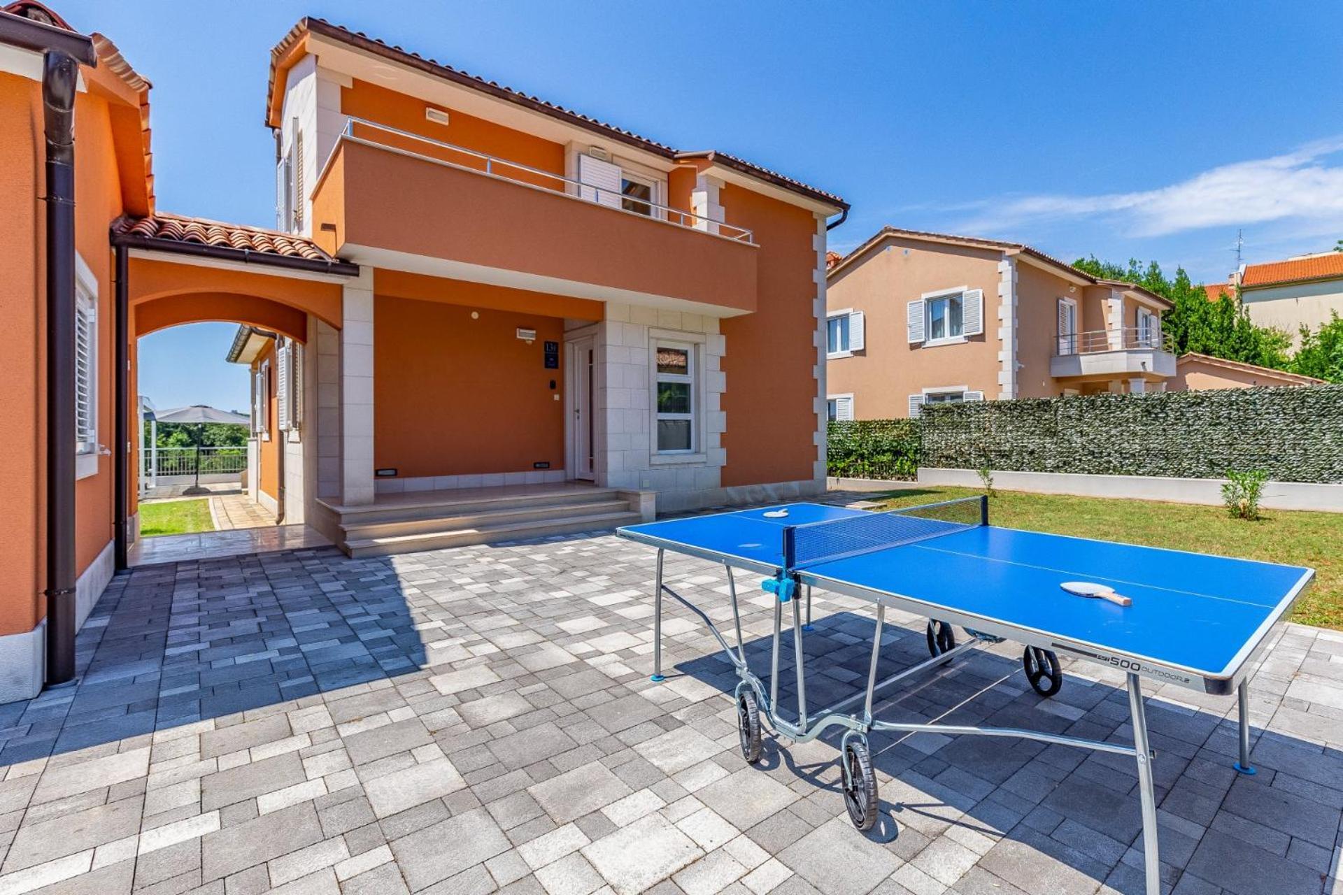 Villas Lotus With Pool And Jacuzzi Пула Екстер'єр фото
