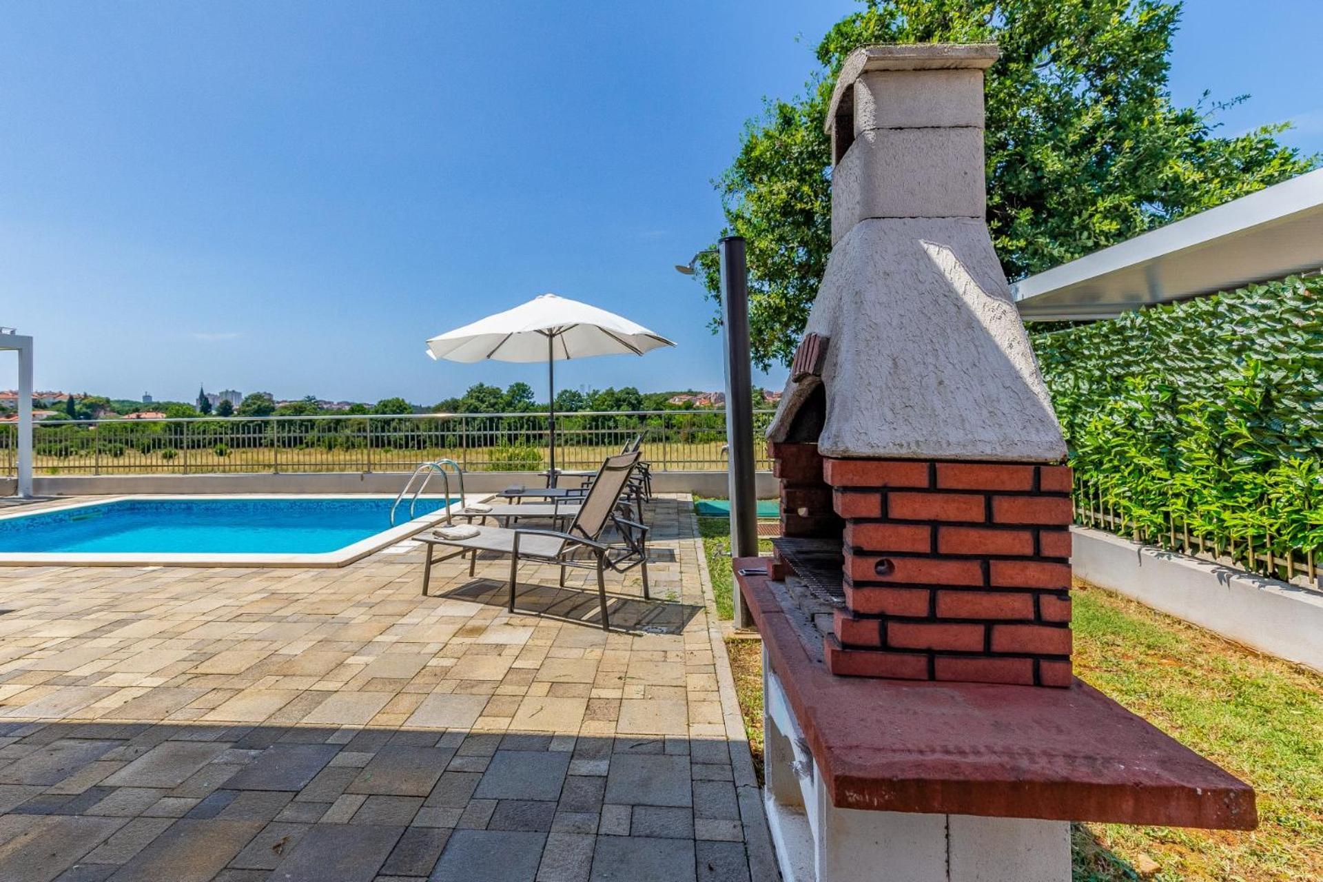 Villas Lotus With Pool And Jacuzzi Пула Екстер'єр фото